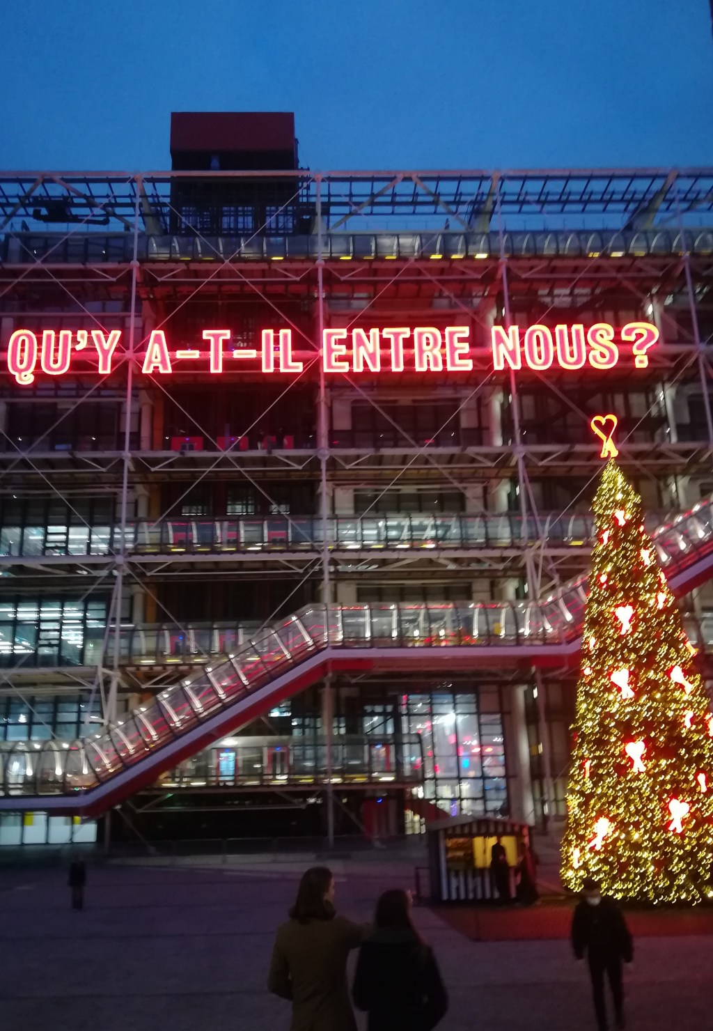 Paris, Place Beaubourg, Noël&nbsp;2020